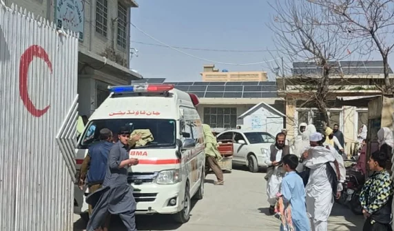 چمن۔ دہشتگردوں کا سکیورٹی اہلکاروں کی گاڑی پر حملہ