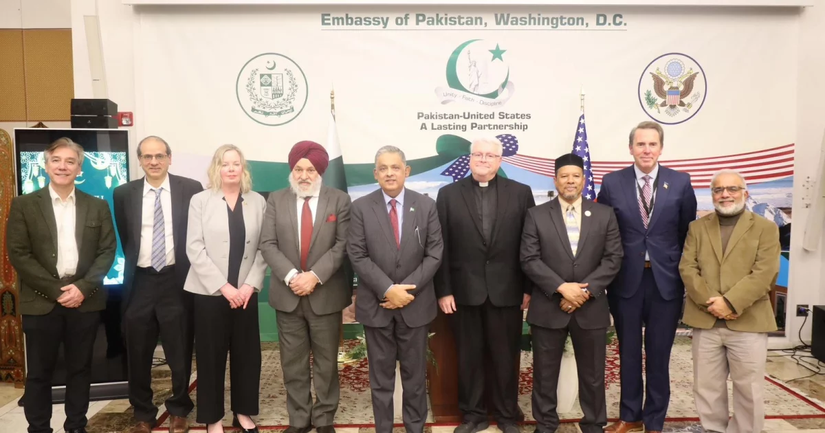 واشنگٹن میں پاکستانی سفارتخانے کا بین المذاہب افطار ڈنر