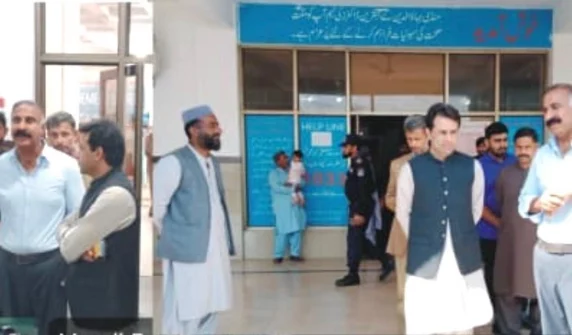 ڈپٹی کمشنر عدیل حیدر چوہدری نےمرکزی ڈسٹرکٹ ہیڈکوارٹر ہسپتال منڈی بہاؤالدین کا اچانک دورہ