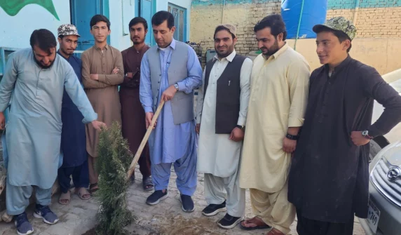 اقراء علمی مرکز ہائی سکول میں شجرکاری مہم کا افتتاح کیا گیا