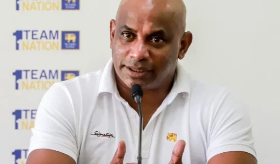 ہیڈ کوچ سنتھ جے سوریا نے ٹی20 ورلڈ کپ میں ٹیم کی خراب کارکردگی کے بعد اپنے عہدے سے استعفیٰ دے دیا ہے