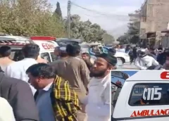 کوئٹہ میں فائرنگ کے واقعے کے بعد پولیس اور ایمرجنسی اہلکار سڑک پر موجود ہیں۔